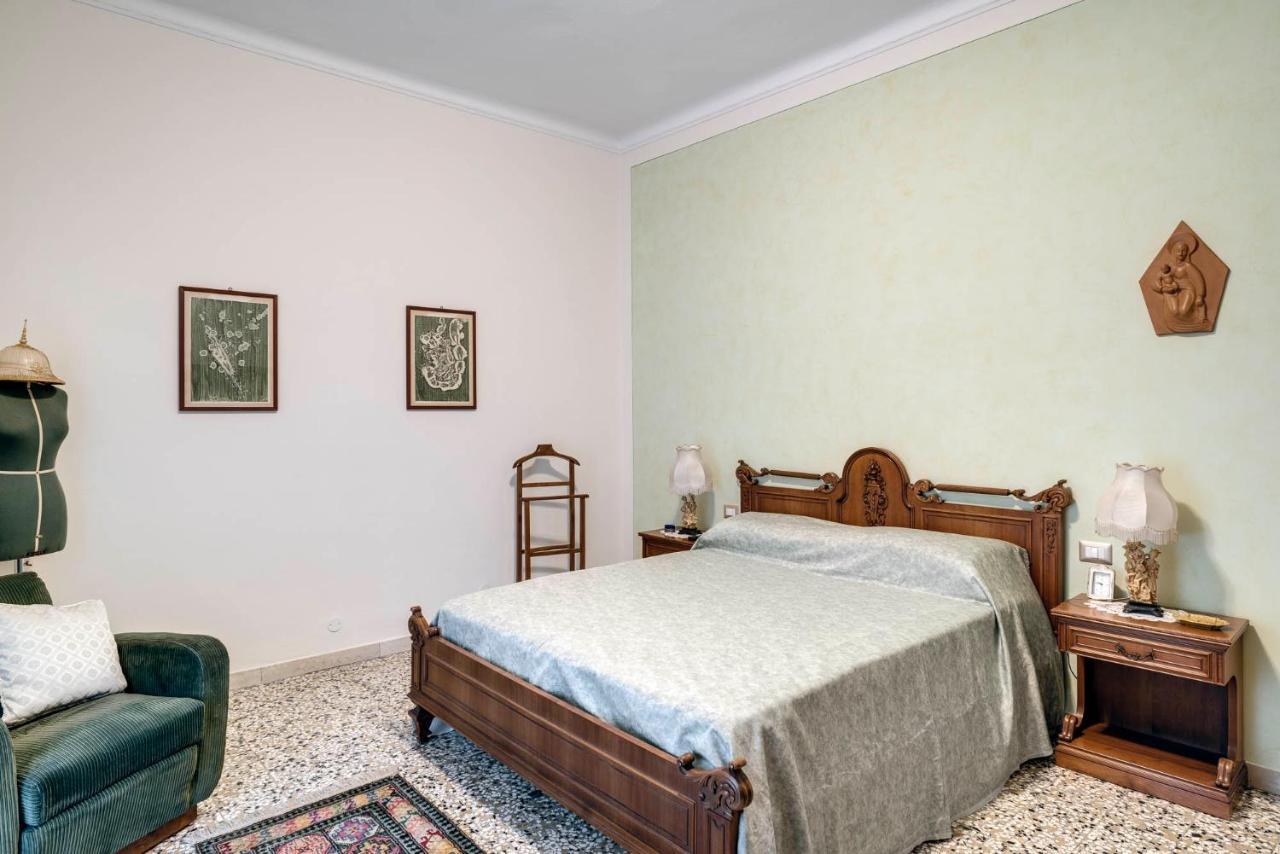 Sentirsi A Casa, Lontano Da Casa-Feel At Home Away From Home Caronno Pertusella Exteriör bild